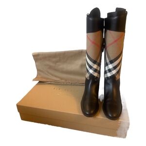 Burberry Boots